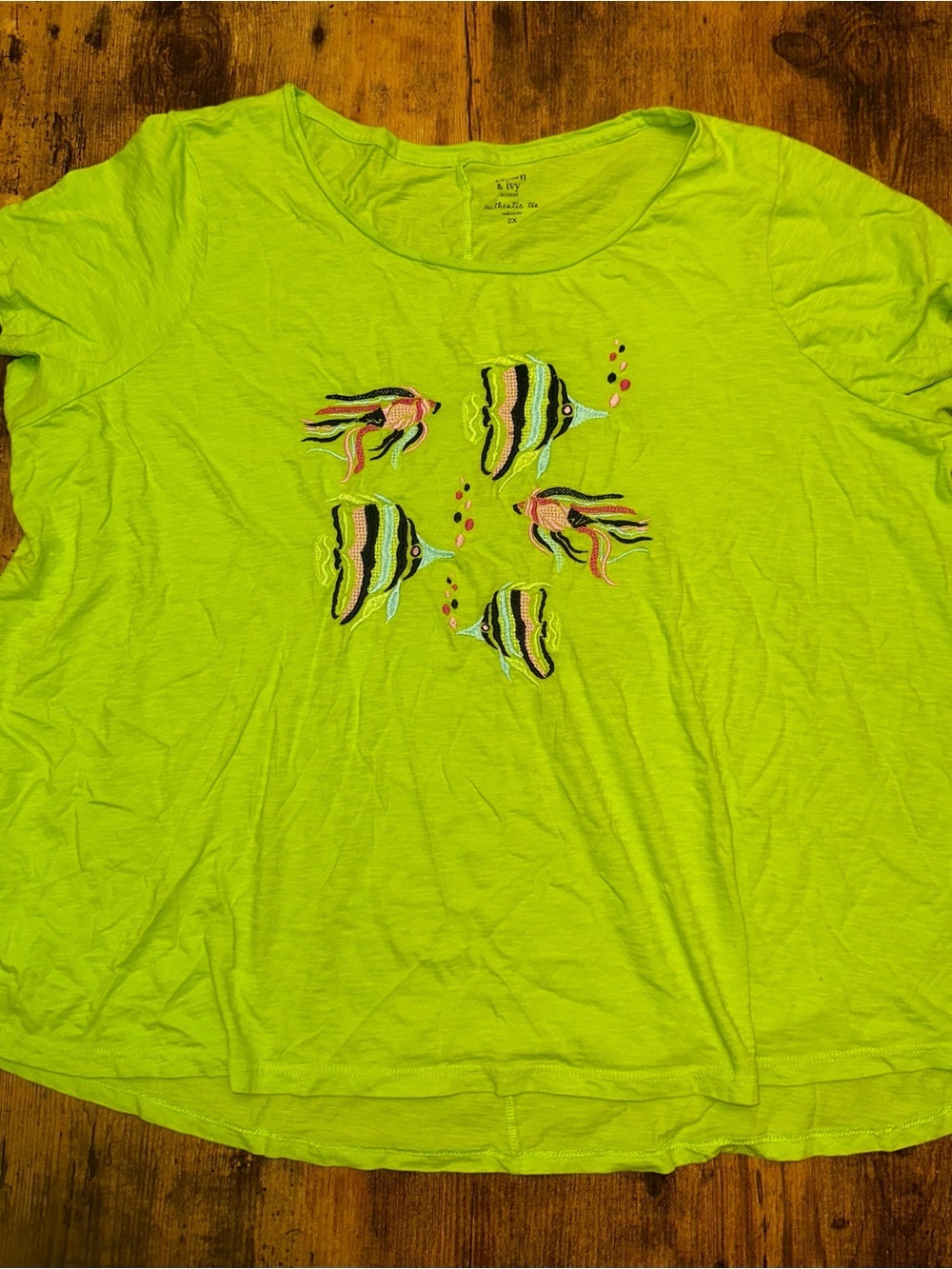 crown & ivy Neon Lime Fish Embroidered Short Sleeve Tee #246